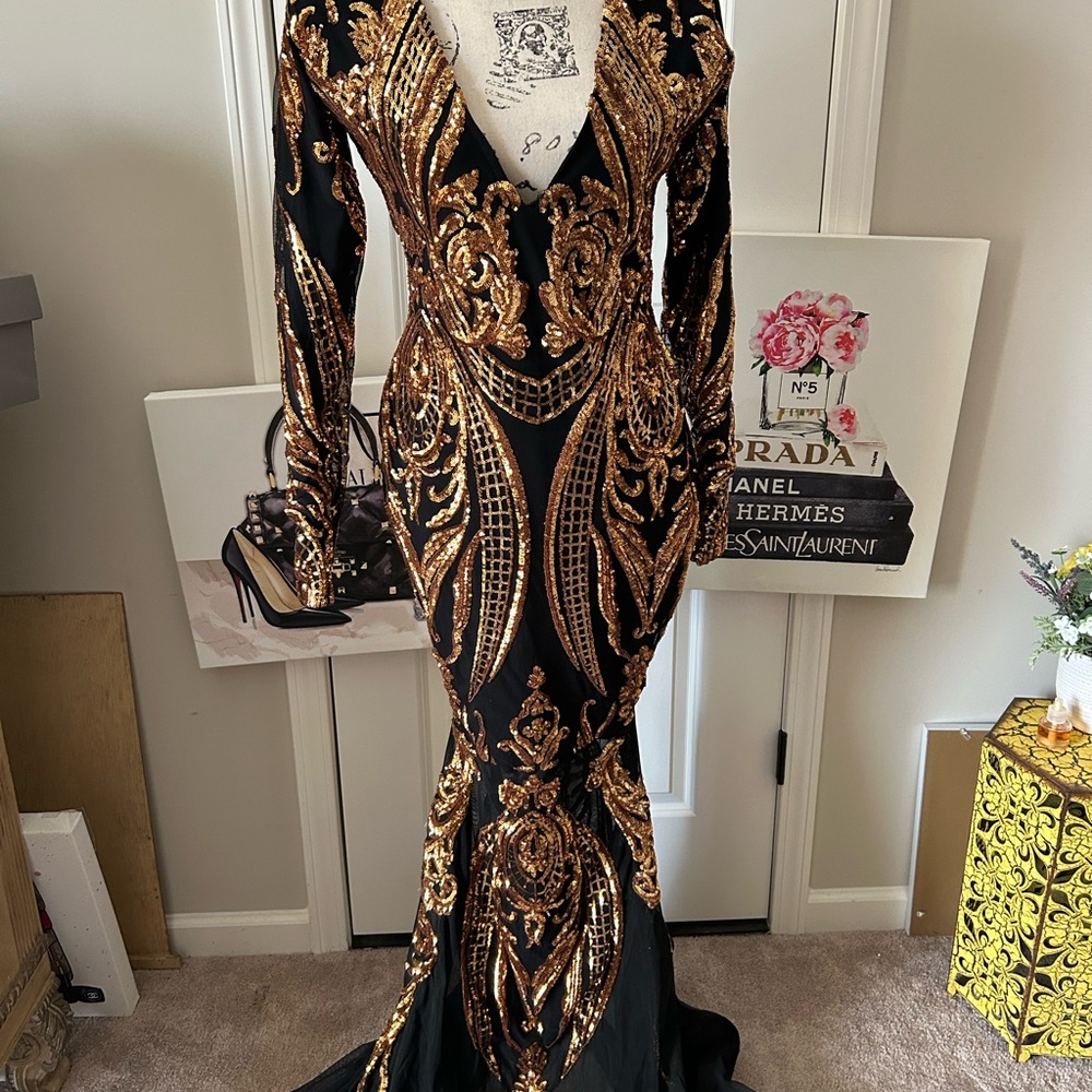 Elegant Black and Gold Evening Gown
